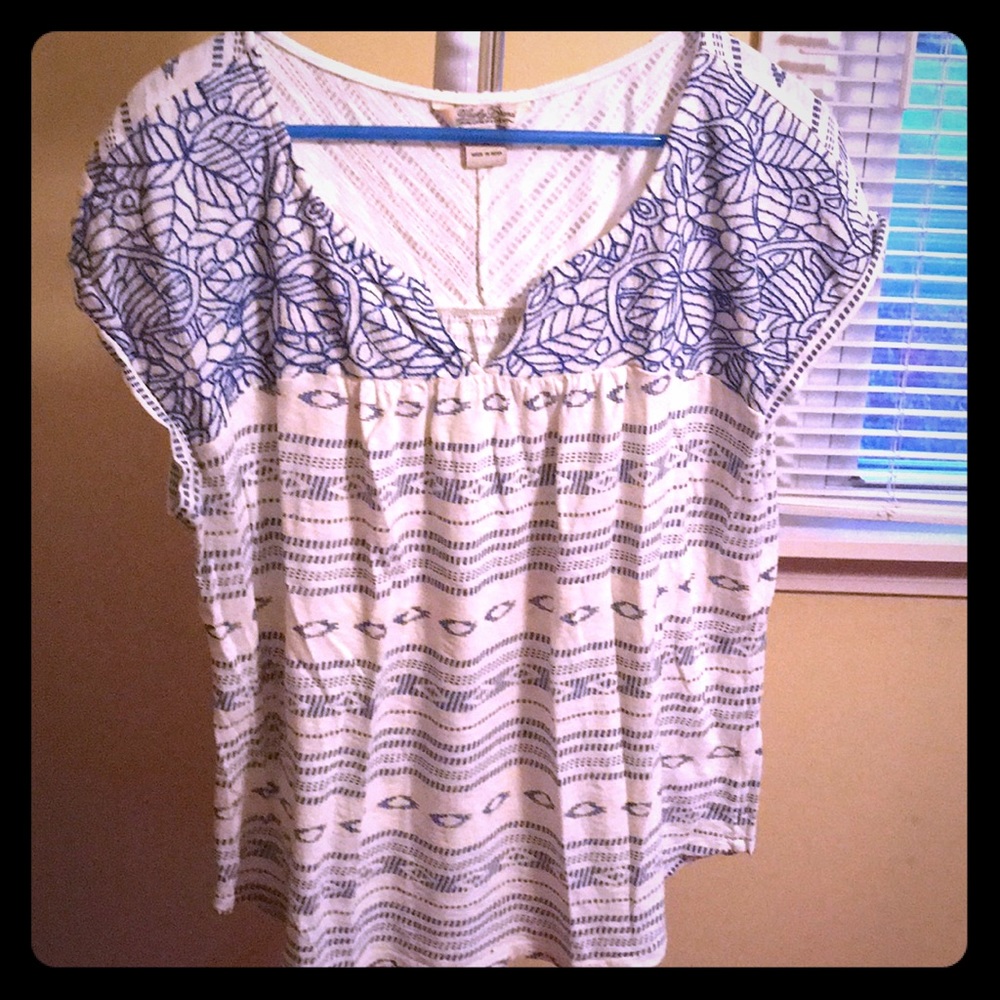 Lucky Brand blue & white printed/stitched shirt